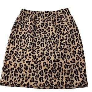 St. John Seperates Leopard Print Skirt Size Small or med ?